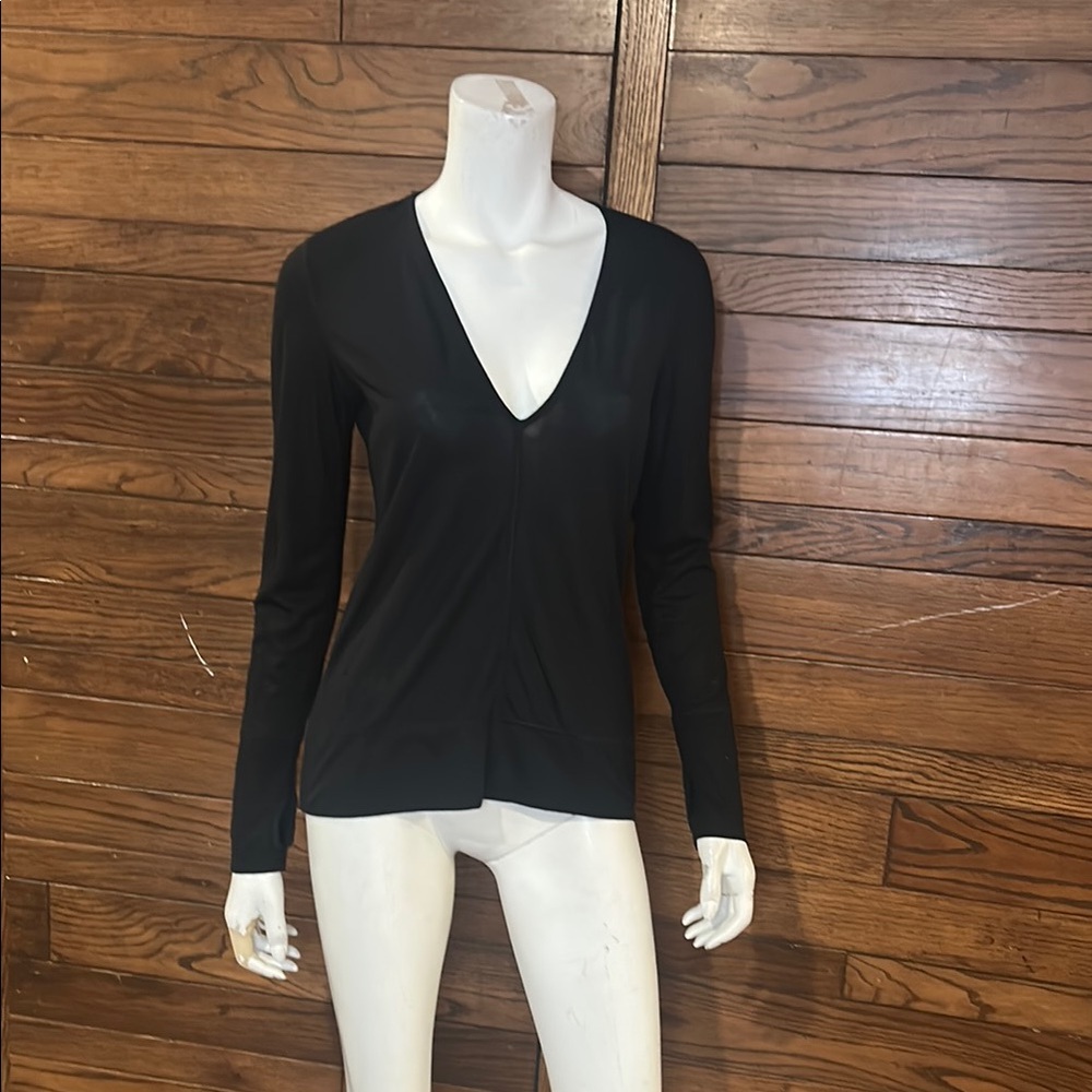 GAP Black V-Neck Women's Blouse